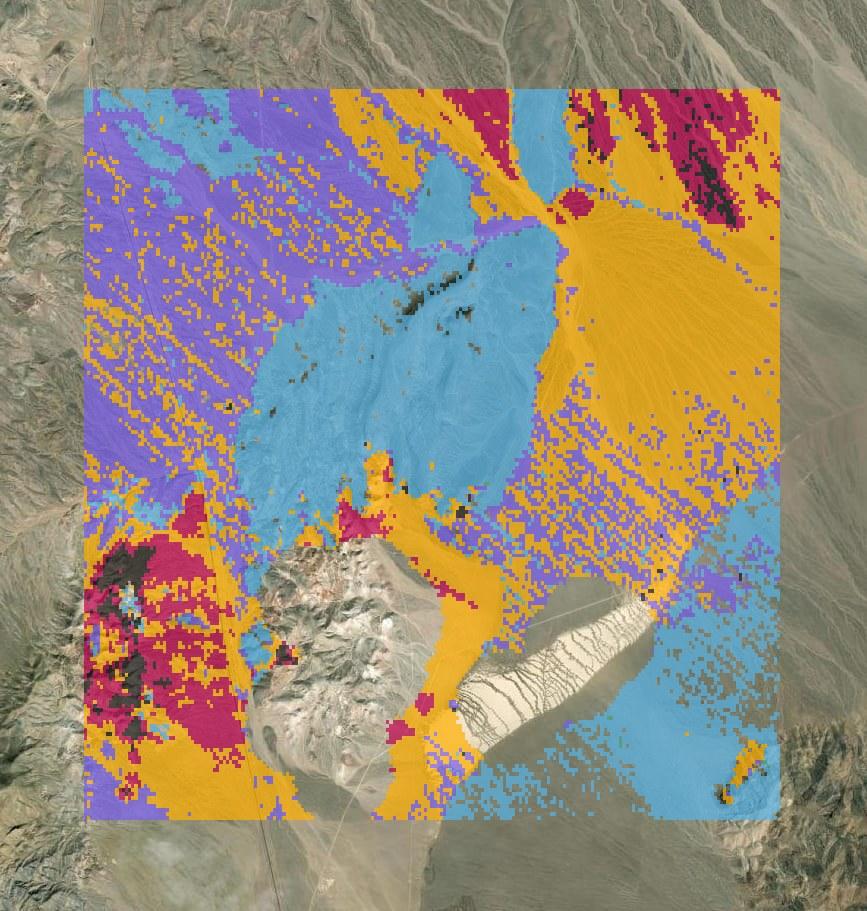 The answer: an alteration classification over a mining district, as rendered in Lisaris